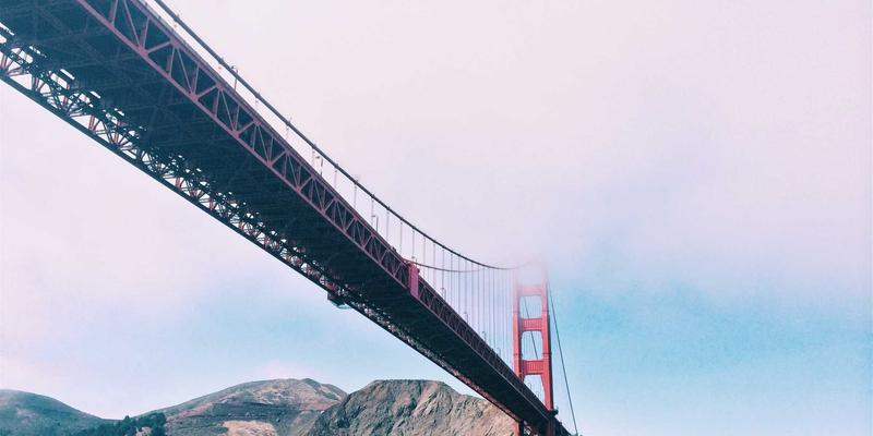 从垃圾分类到智慧农田:环保科技如何用传感器与大数据重塑低碳农业