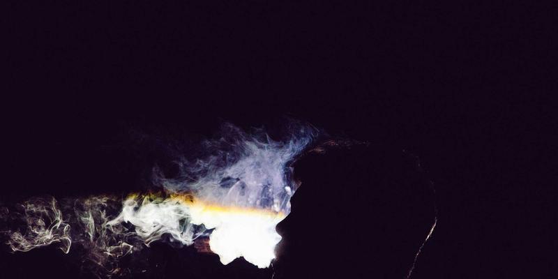 编织城市呼吸的感知网络：物联网技术如何构建空气质量实时监测新生态